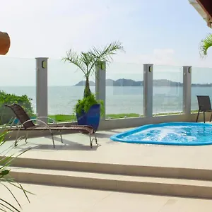 https://casa-frente-mar-penha-sc.santa-catarina-brasil.com