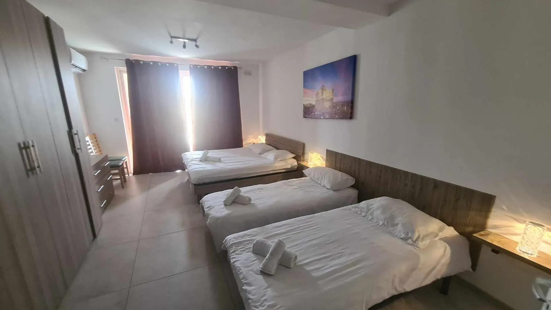 St Julians Bay Sea Front Apartments Saint Julian's マルタ